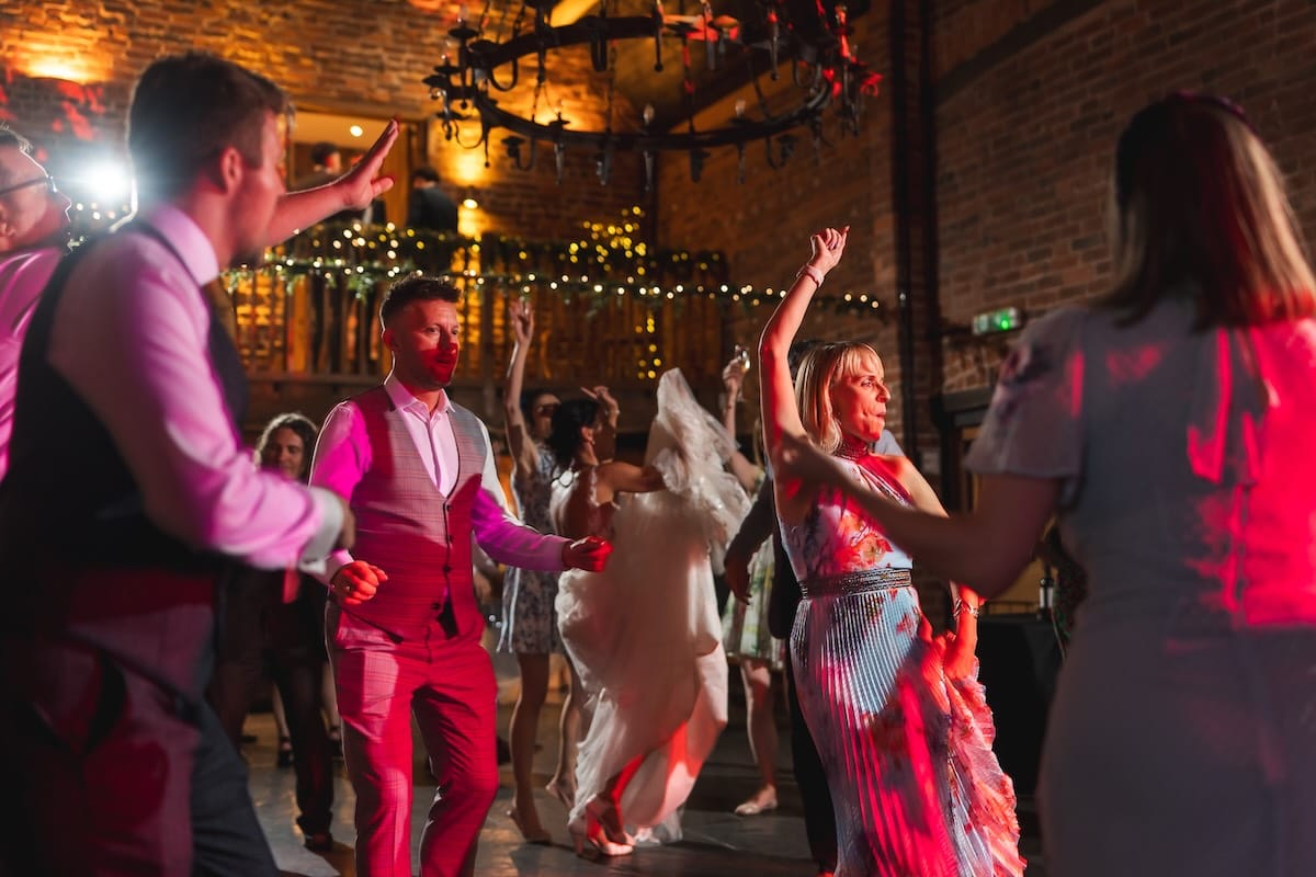 Why Is There a Huge Price Difference Between Wedding DJs? 