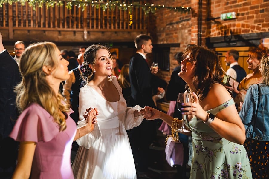 Wick Bottom Barn – Ellie & Andy 